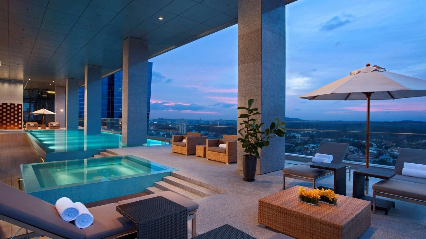 hotel-img