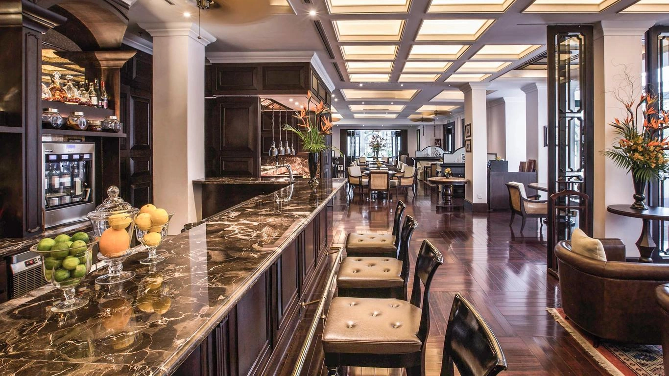 hotel-img