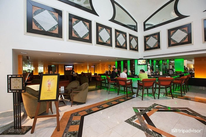 hotel-img