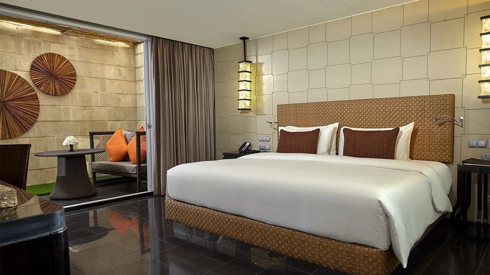 hotel-img