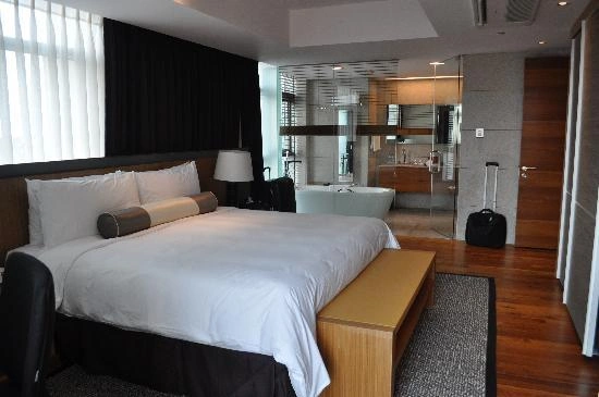 hotel-img