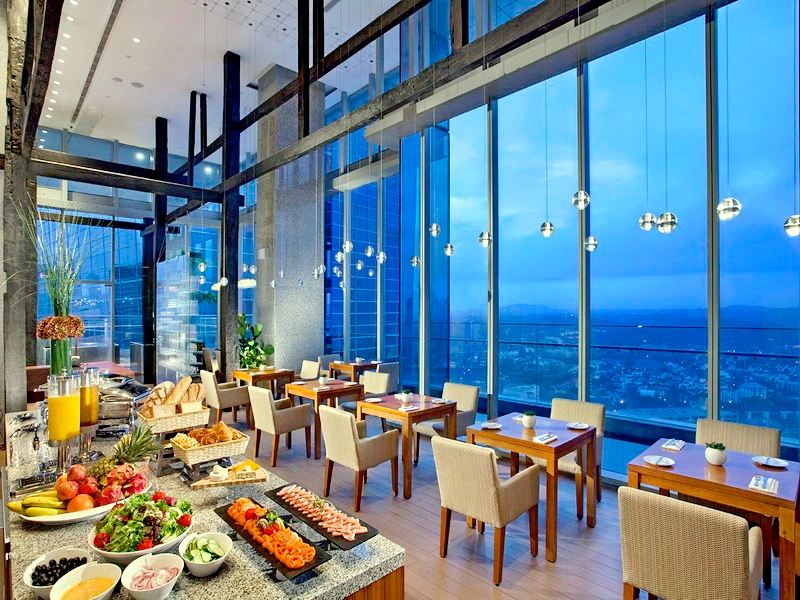 hotel-img