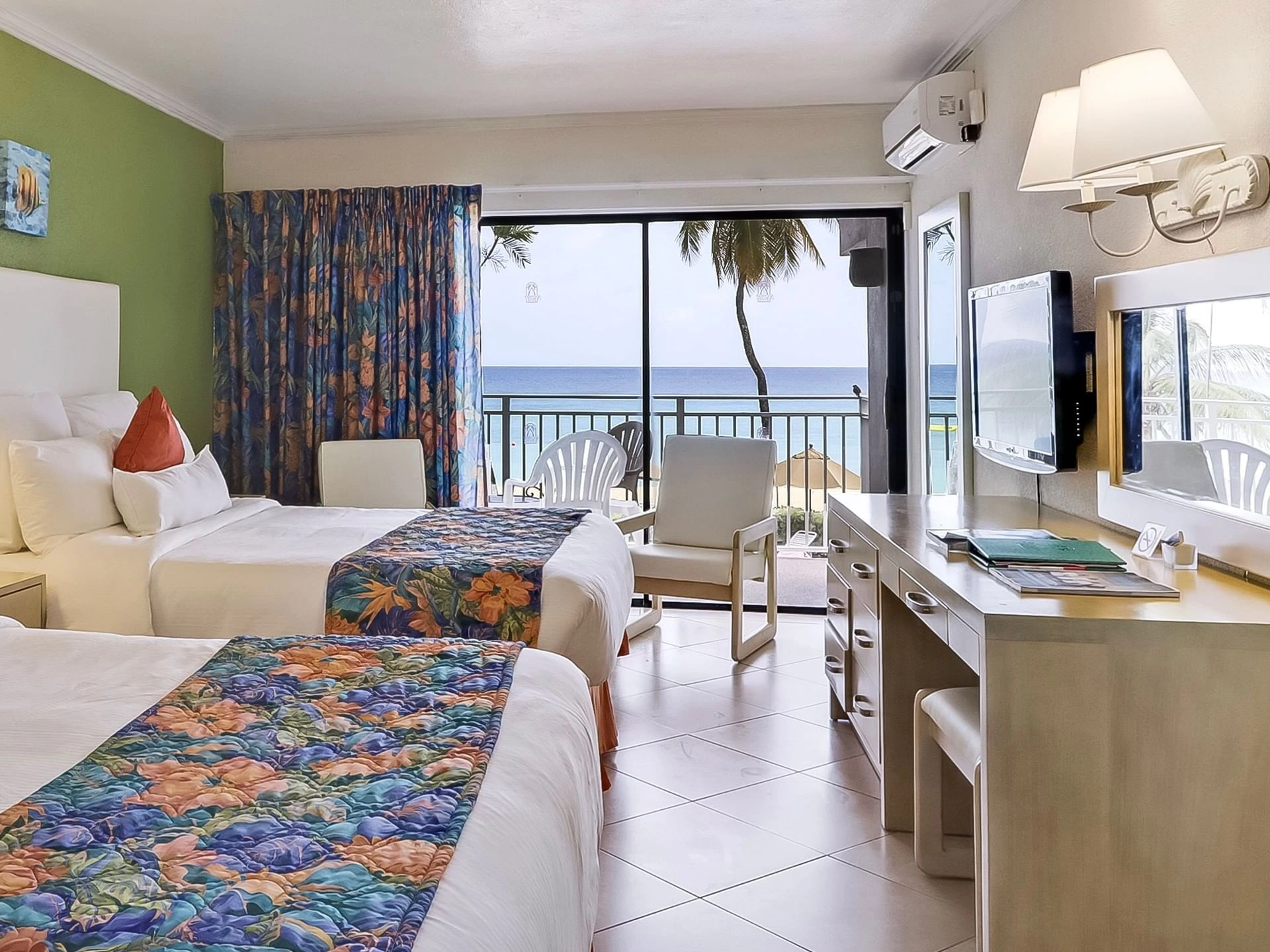 hotel-img