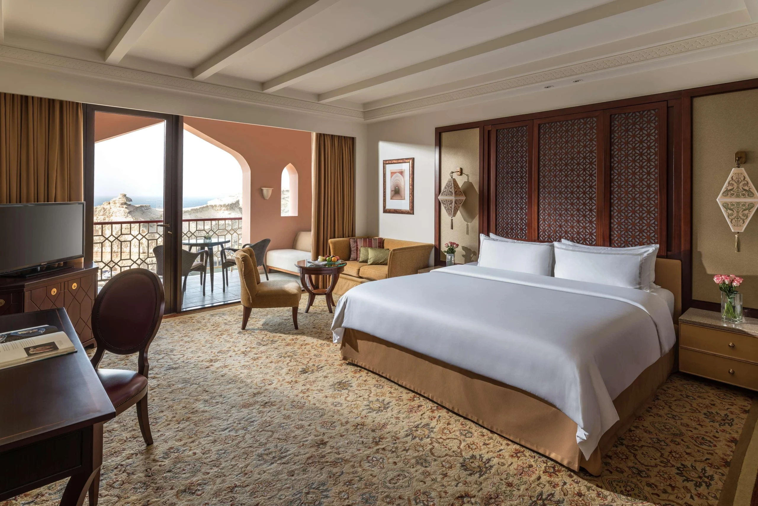 hotel-img