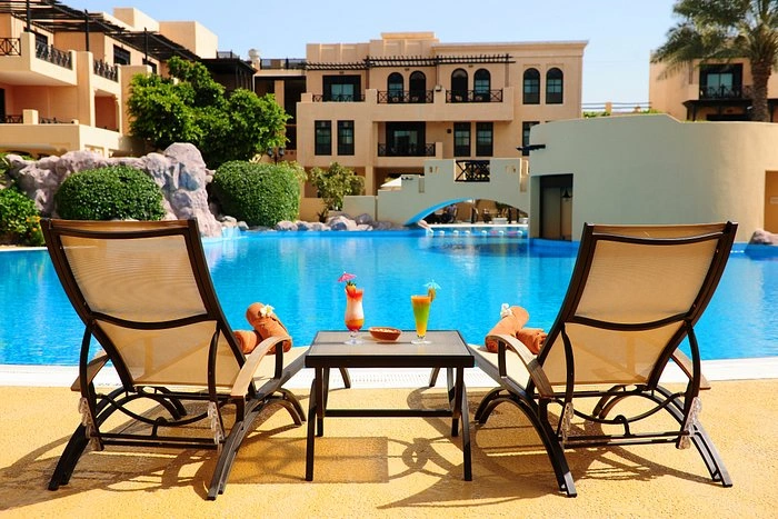 hotel-img