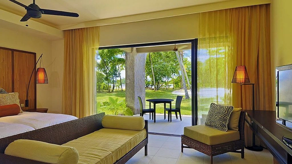 hotel-img