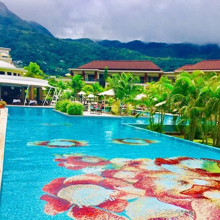 hotel-img