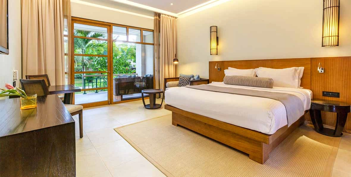 hotel-img