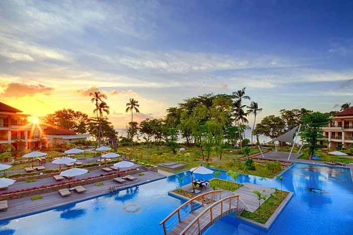 hotel-img