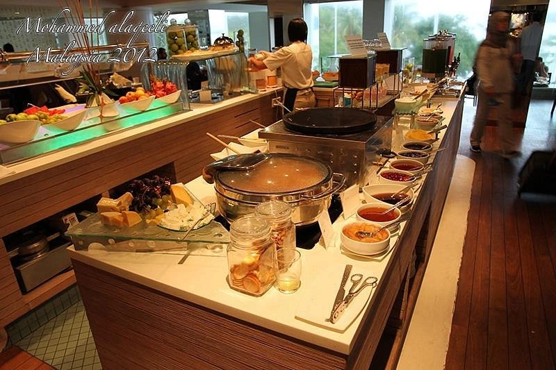 hotel-img