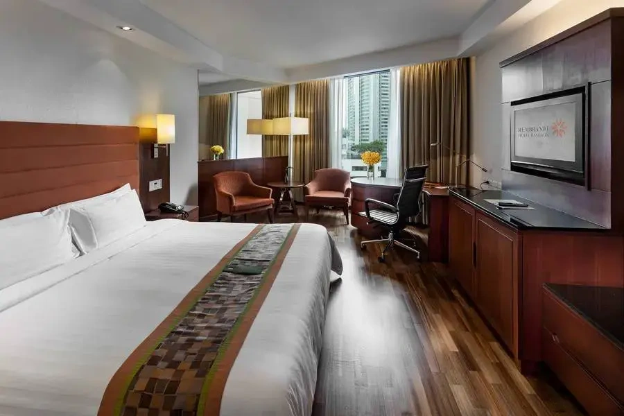 hotel-img