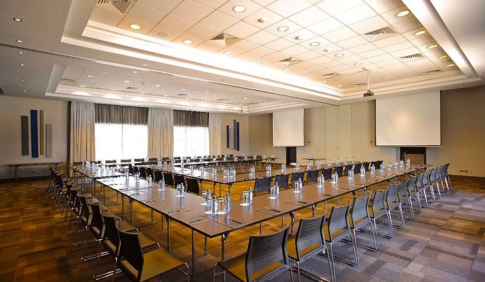 hotel-img